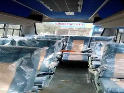 12 seater eicher maharaja maxi cab in chandigarh